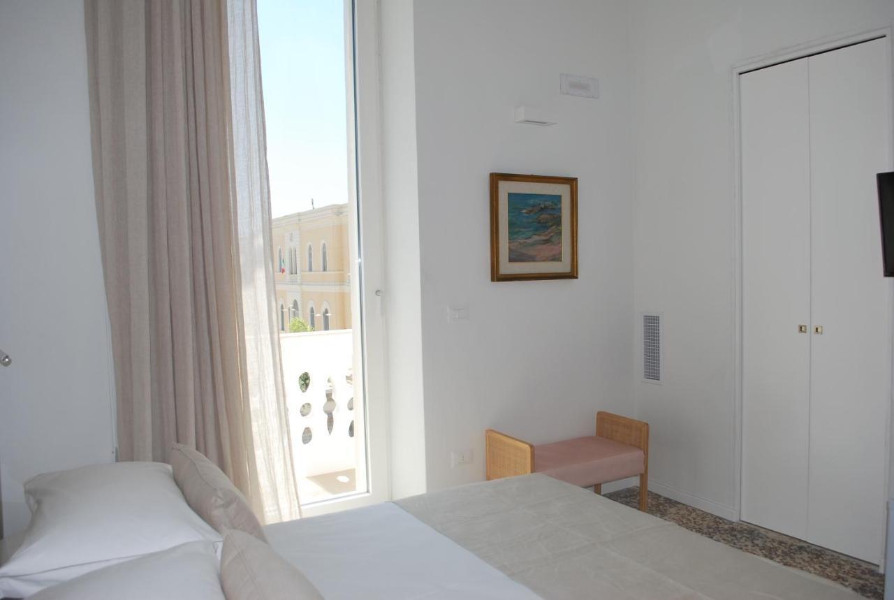 Palazzo Del Cavaliere Panzió Gallipoli Kültér fotó