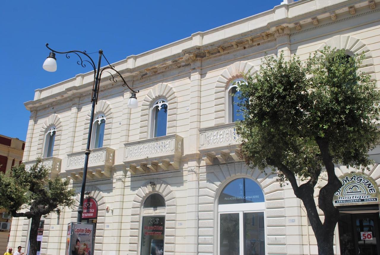 Palazzo Del Cavaliere Panzió Gallipoli Kültér fotó